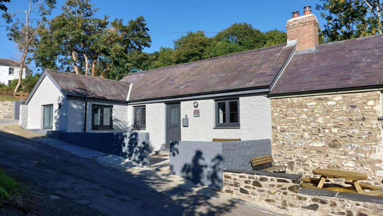 No 1 Dolheulog Aberaeron Sa46 0Ep Villa Buitenkant foto